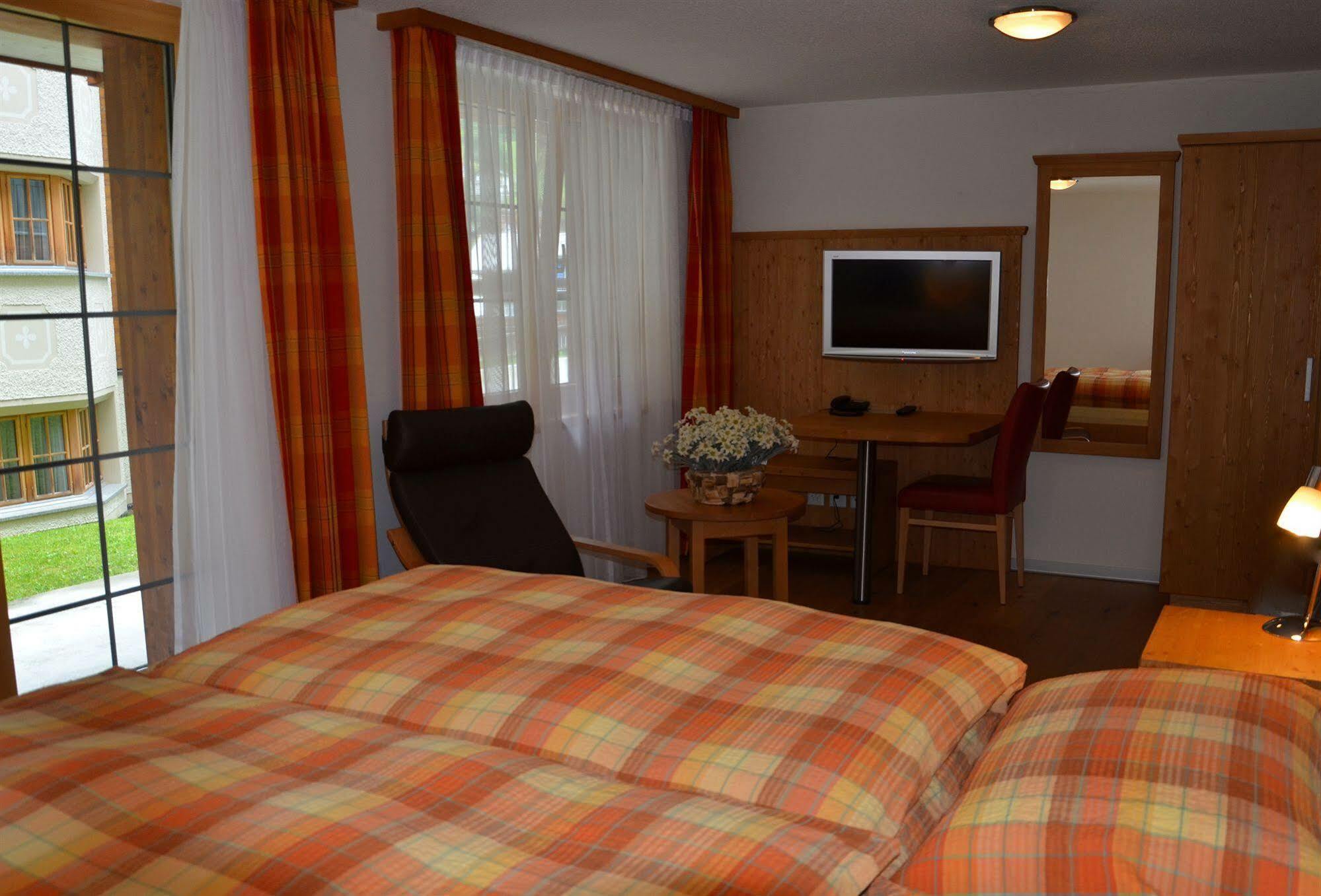 Jägerhof Serviced Apartements Zermatt Exteriör bild