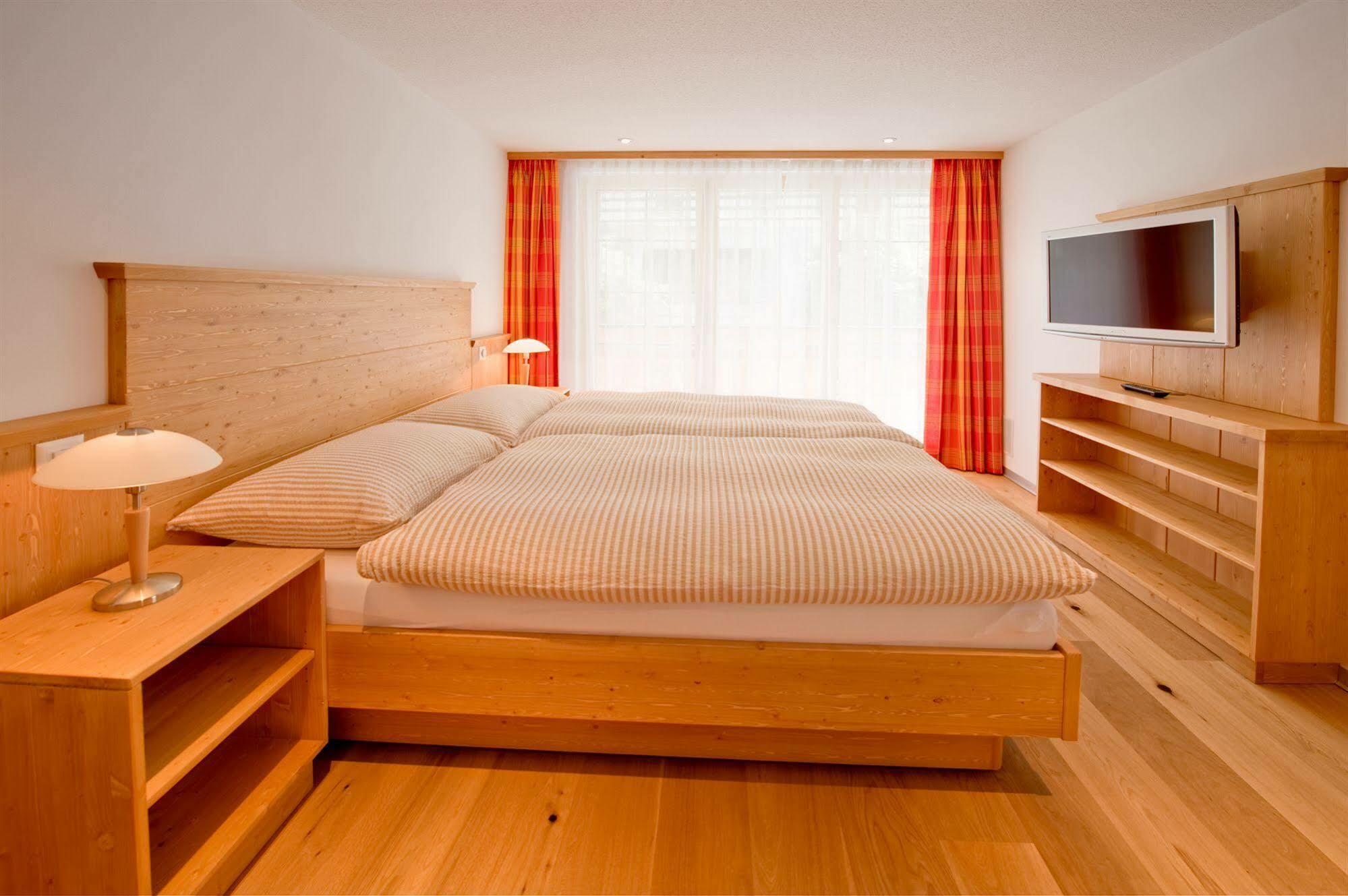 Jägerhof Serviced Apartements Zermatt Exteriör bild
