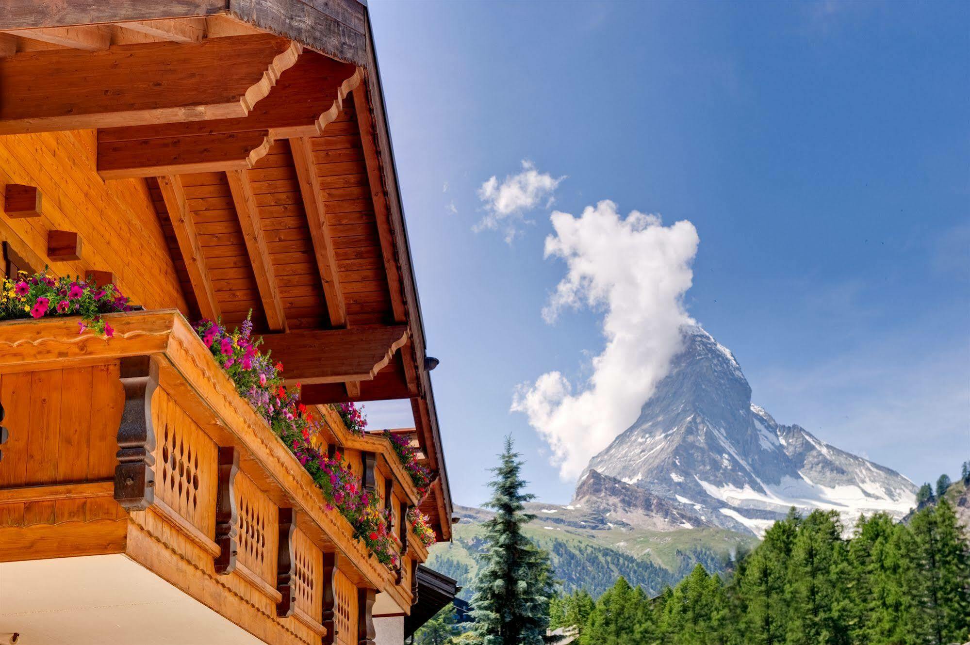 Jägerhof Serviced Apartements Zermatt Exteriör bild