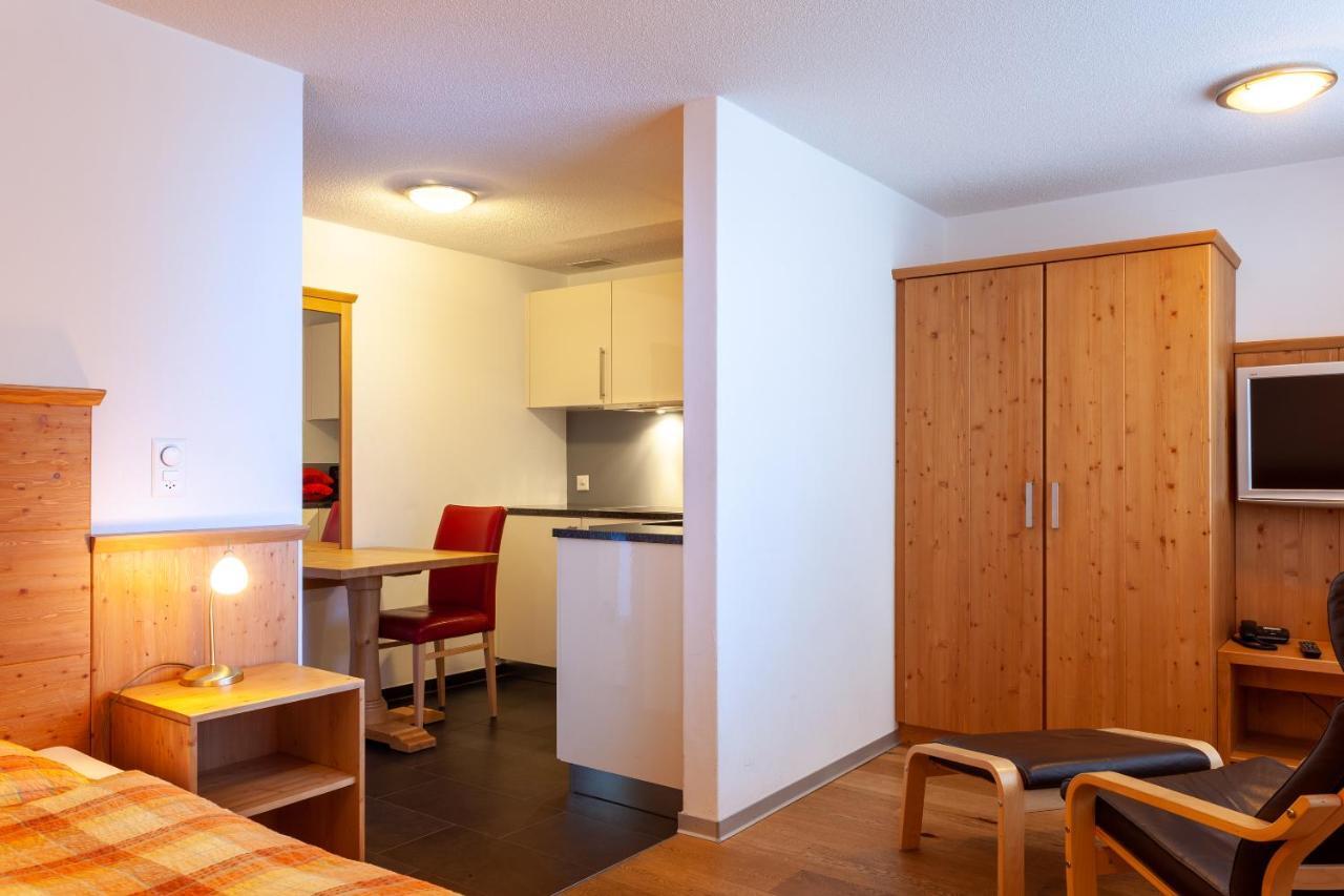 Jägerhof Serviced Apartements Zermatt Exteriör bild