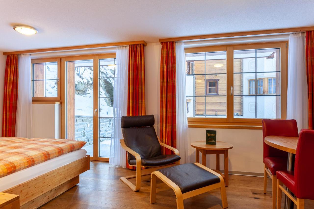 Jägerhof Serviced Apartements Zermatt Exteriör bild